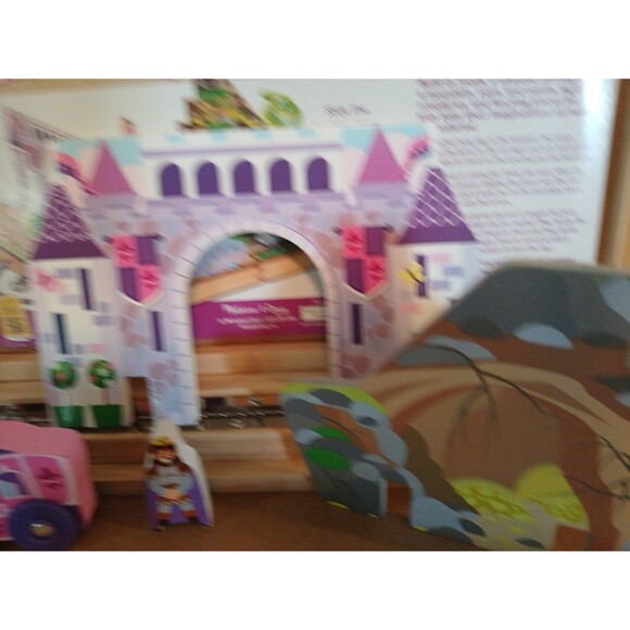 Melissa &Doug Take-Along Kingdom & Case Partial Missing A Few Pieces Super Nice - Picture 9 of 16